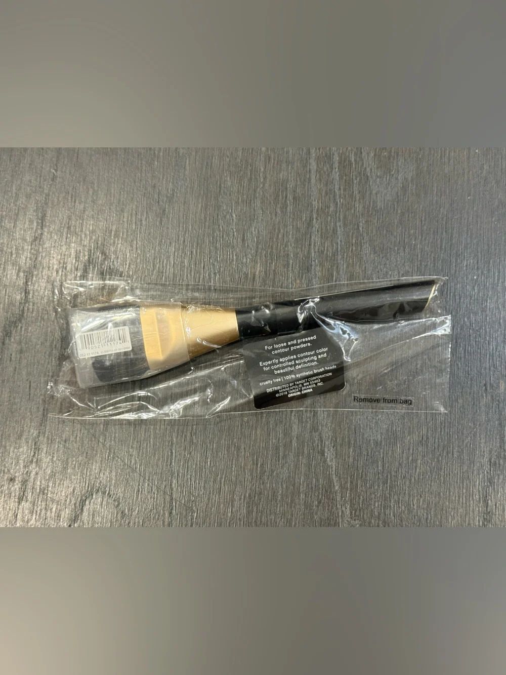 New Sonia Kashuk #134 Angled Contour Brush in Black and Gold